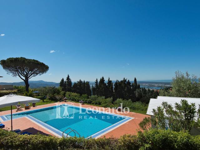 Villa Indipendente in vendita a Massarosa, Toscana