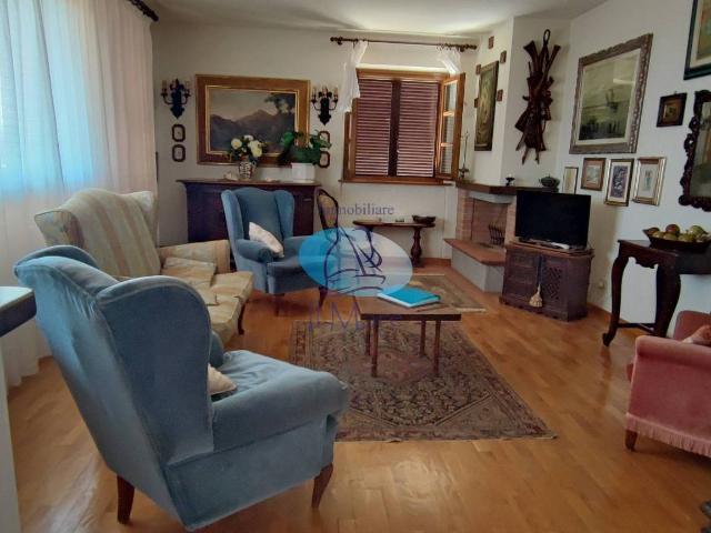 Villa Indipendente in vendita a Massarosa, Toscana