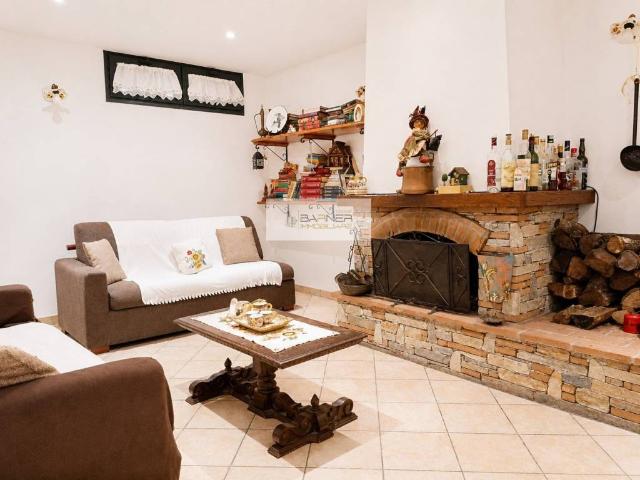 Villa Indipendente in vendita a Massarosa, Toscana