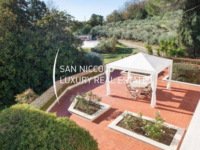 Villa Indipendente in vendita a Massarosa, Toscana