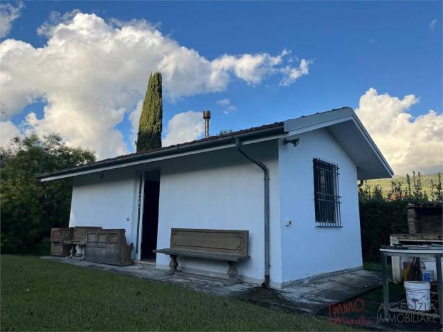 Villa Indipendente in vendita a Massarosa, Toscana