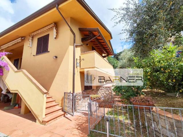 Villa Indipendente in vendita a Massarosa, Toscana