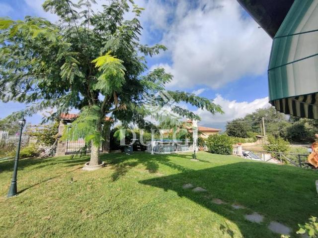 Villa Indipendente in vendita a Massarosa, Toscana