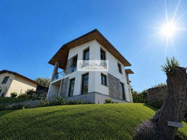 Villa Indipendente in vendita a Massarosa, Toscana