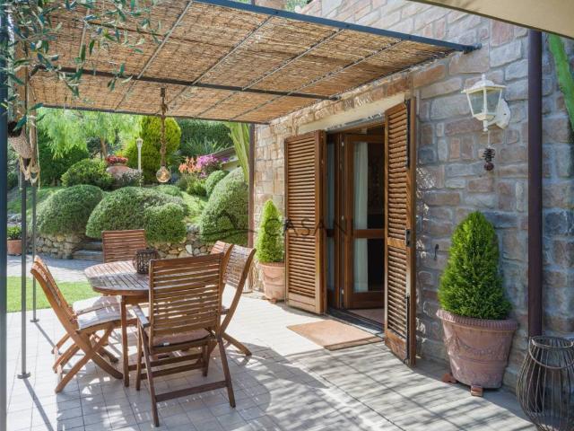 Villa Indipendente in vendita a Massarosa, Toscana