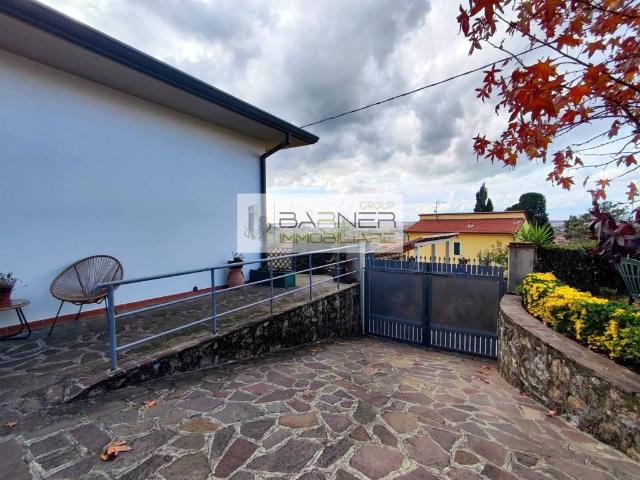 Villa Indipendente in vendita a Massarosa, Toscana