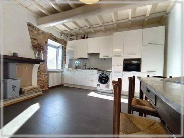 Villa Indipendente in vendita a Massarosa, Toscana