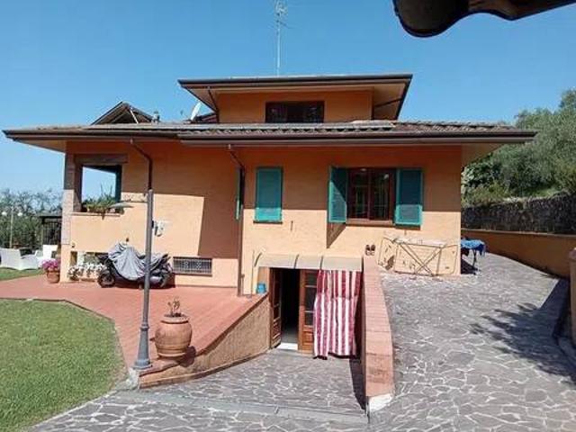 Villa Indipendente in vendita a Massarosa, Toscana