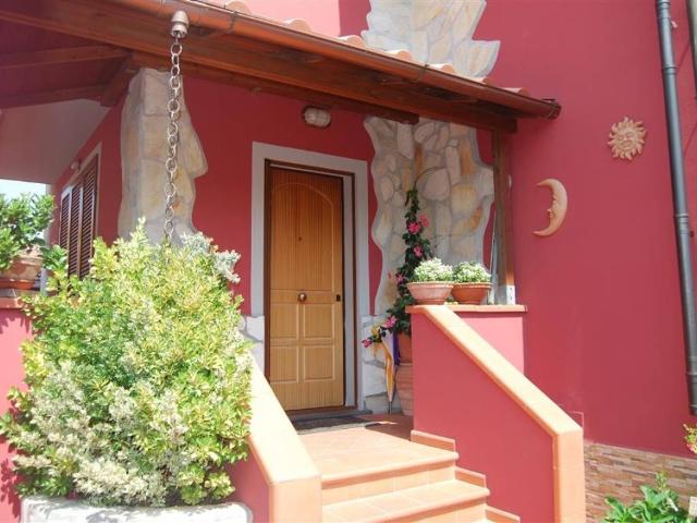Villa Indipendente in vendita a Massarosa, Toscana