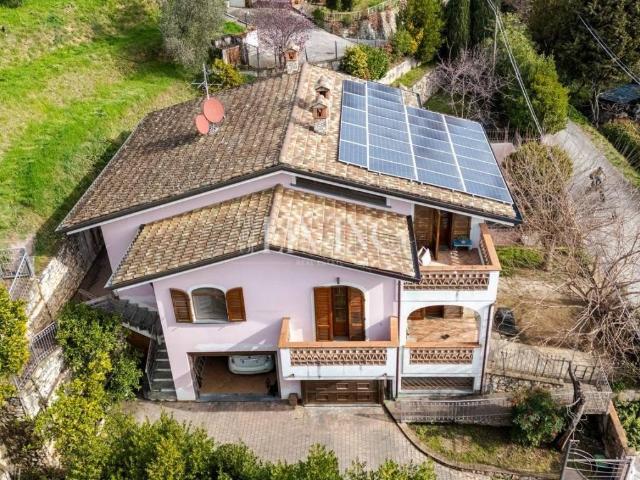 Villa Indipendente in vendita a Pian del Quercione, Massarosa