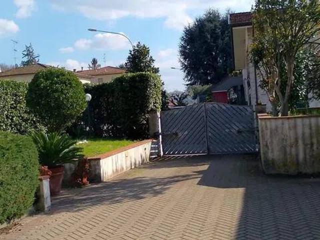Villa Indipendente in vendita a Massarosa, Toscana