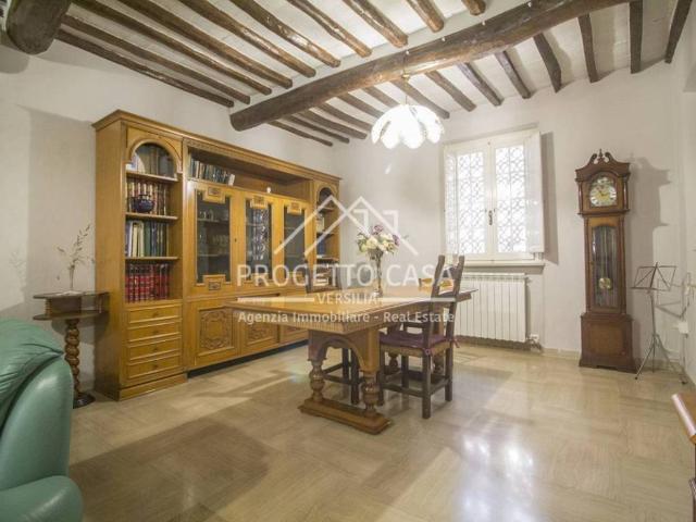Villa Indipendente in vendita a Massarosa, Toscana