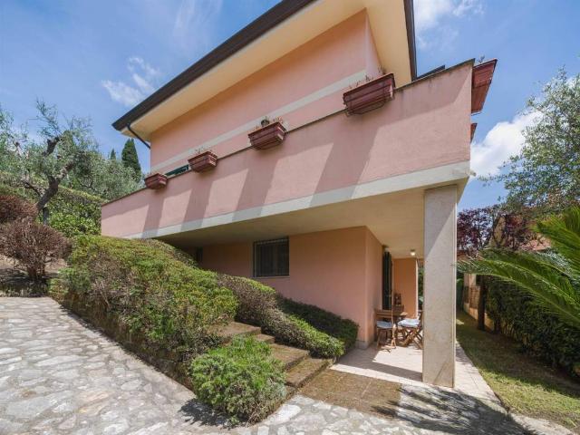 Villa Indipendente in vendita a Bargecchia, Massarosa