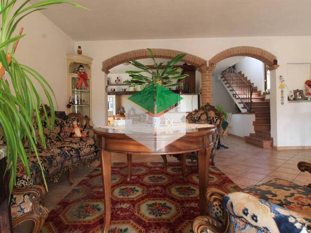 Villa Indipendente in vendita a Massarosa, Toscana