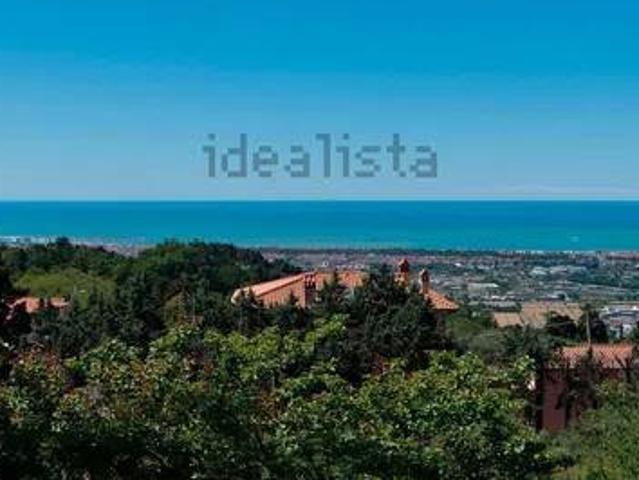 Villa Indipendente in vendita a Massarosa, Toscana