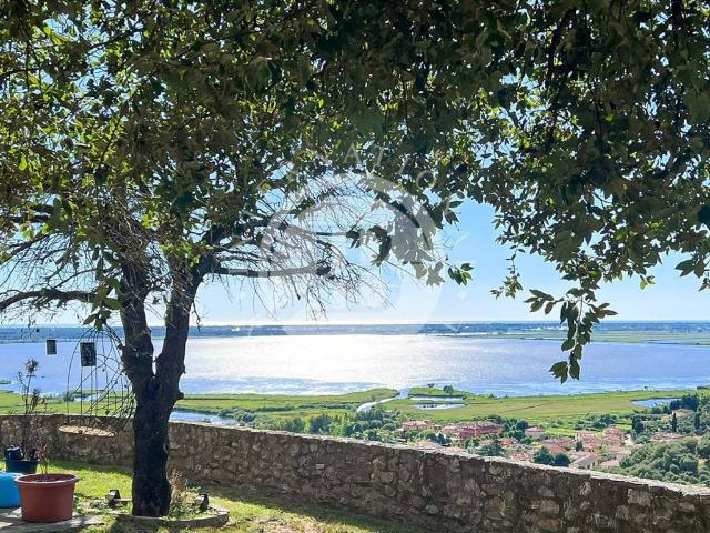 Villa Indipendente in vendita a Massarosa, Toscana