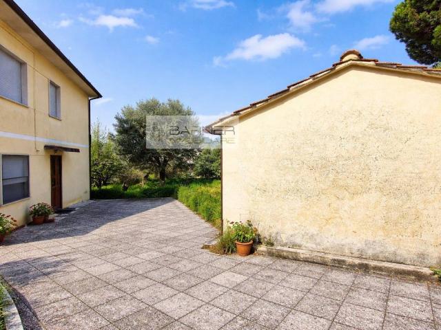 Villa Indipendente in vendita a Massarosa, Toscana