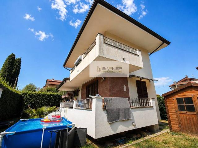 Villa Indipendente in vendita a Massarosa, Toscana