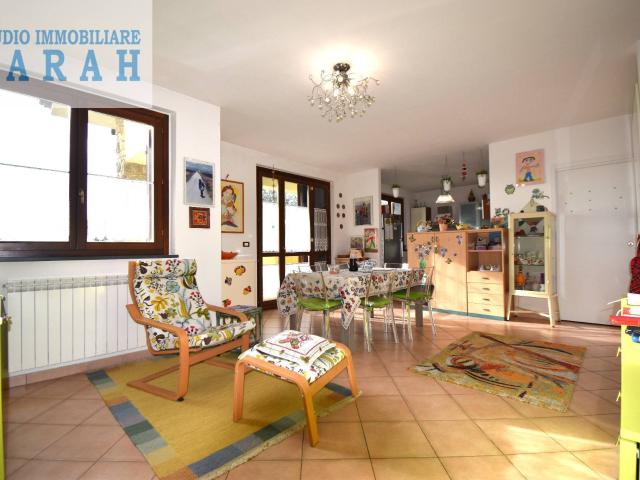 Villa Indipendente in vendita a Pian del Quercione, Massarosa