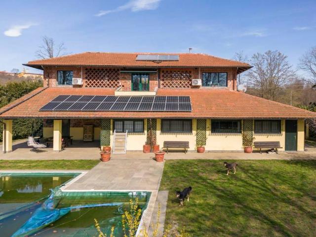 Villa Indipendente in vendita a Piemonte, Biella