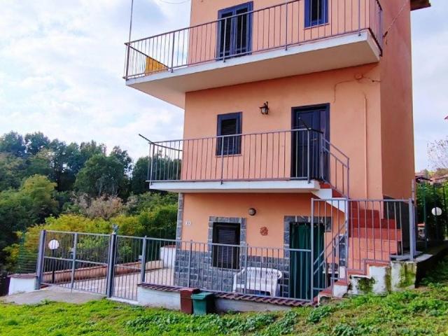 Villa Indipendente in vendita a Piemonte, Biella