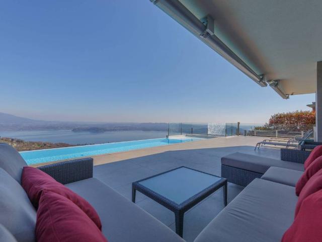 Villa Indipendente in vendita a San Salvatore, Piemonte
