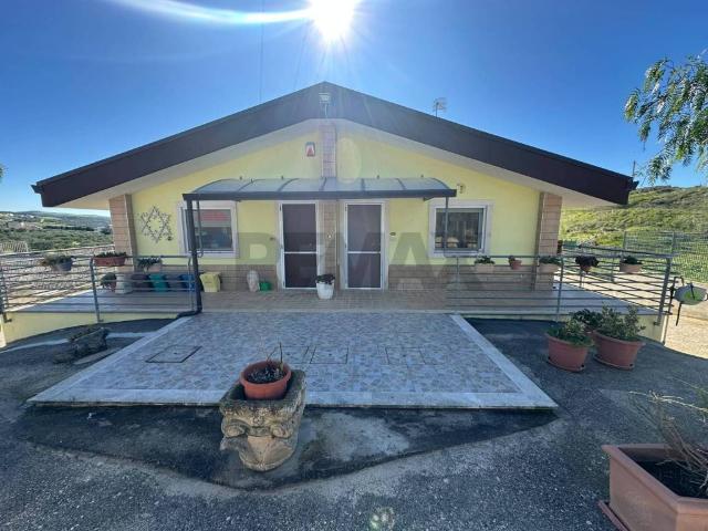 Villa Indipendente in vendita a Matera, Basilicata