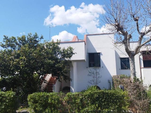 Villa Indipendente in vendita a Lido di Metaponto, Bernalda