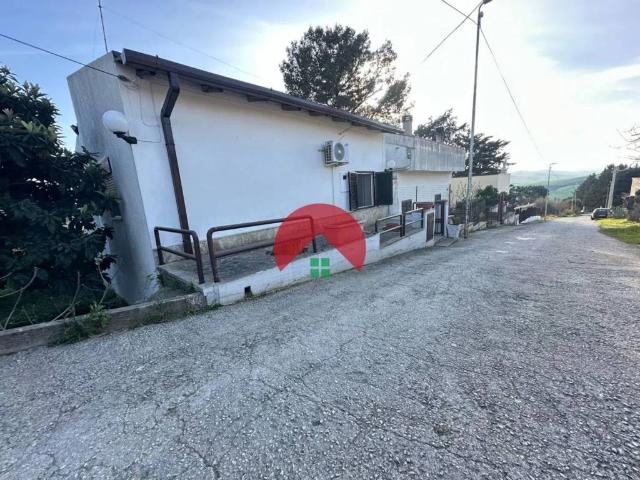 Villa Indipendente in vendita a Timmari, Matera