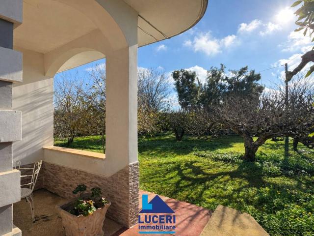 Villa Indipendente in vendita a Puglia, Lecce