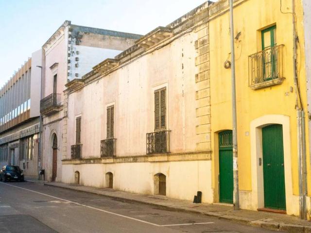 Villa Indipendente in vendita a Puglia, Lecce