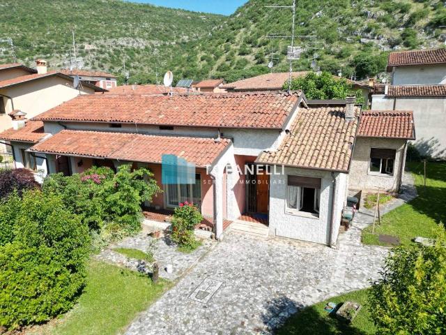 Villa Indipendente in vendita a Mazzano, Lombardia