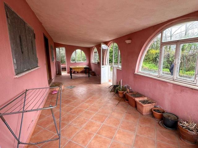 Villa Indipendente in vendita a Borgo, Roma Capitale