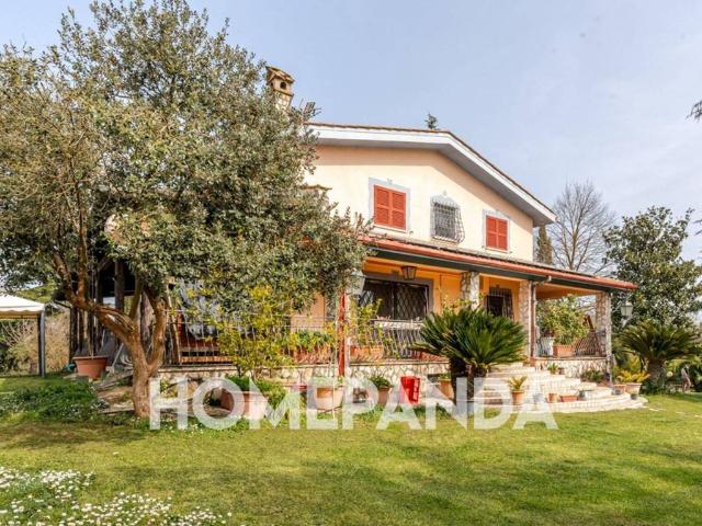 Villa Indipendente in vendita a Roma Capitale, Lazio