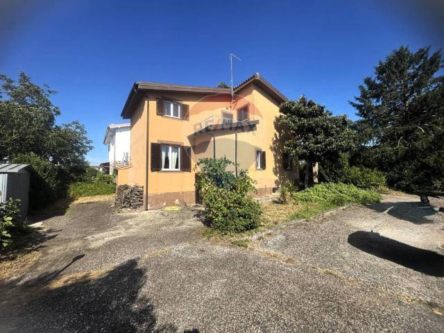 Villa Indipendente in vendita a Borgo, Roma Capitale