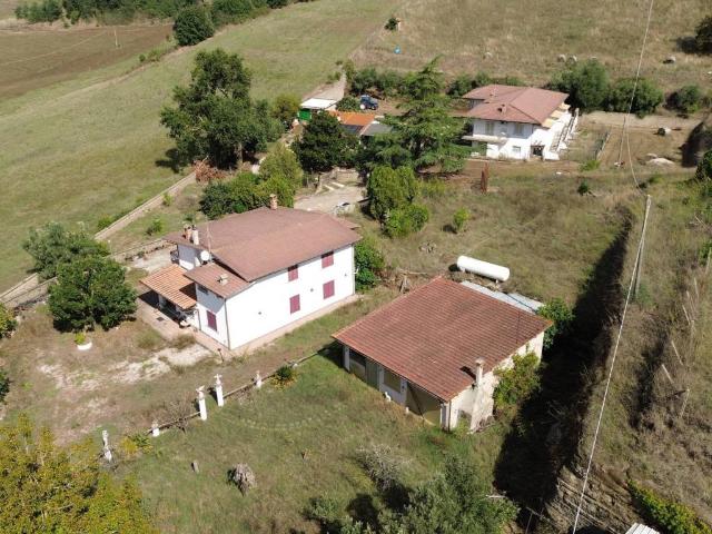 Villa Indipendente in vendita a Mazzano Romano, Roma Capitale