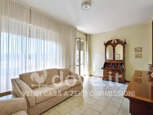 Villa Indipendente in vendita a Meda, Lombardia