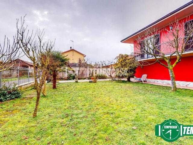 Villa Indipendente in vendita a Mede, Lombardia