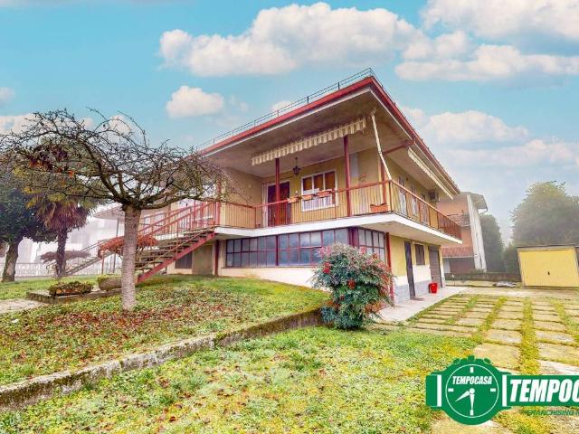 Villa Indipendente in vendita a Mede, Lombardia