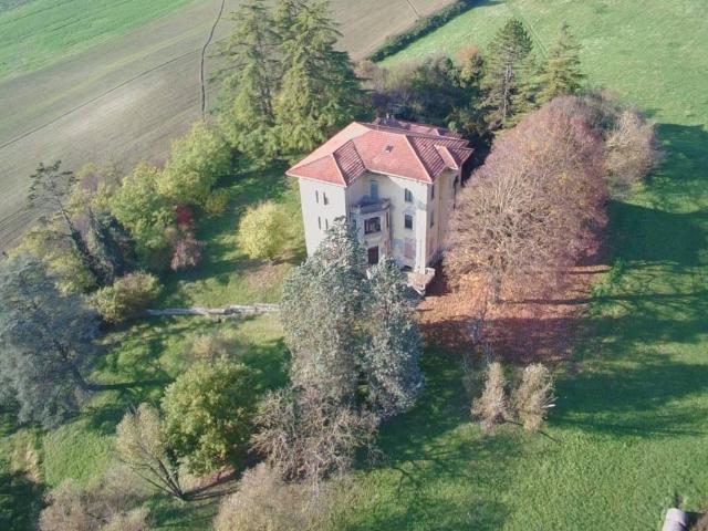 Villa Indipendente in vendita a Medesano, Cà Dordone