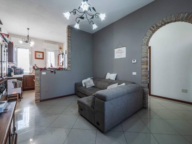 Villa Indipendente in vendita a Nuovo Circondario Imolese, Castel Guelfo Di Bologna
