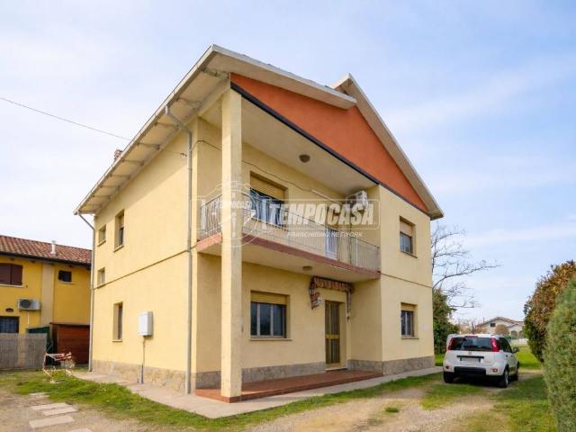 Villa Indipendente in vendita a Nuovo Circondario Imolese, Medicina