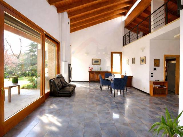 Villa Indipendente in vendita a Nuovo Circondario Imolese, Medicina