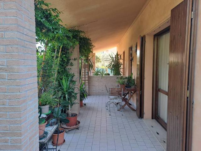 Villa Indipendente in vendita a Medole, Lombardia