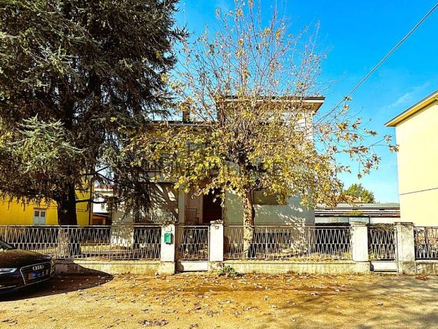 Villa Indipendente in vendita a Unione Comuni Modenesi Area Nord, Medolla