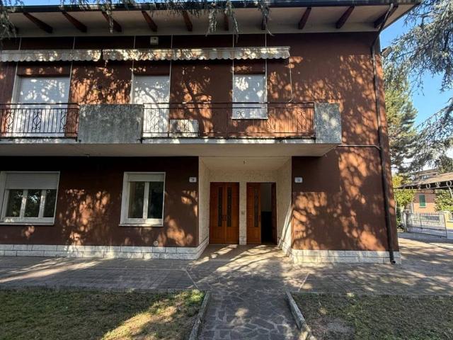 Villa Indipendente in vendita a Villafranca, Medolla