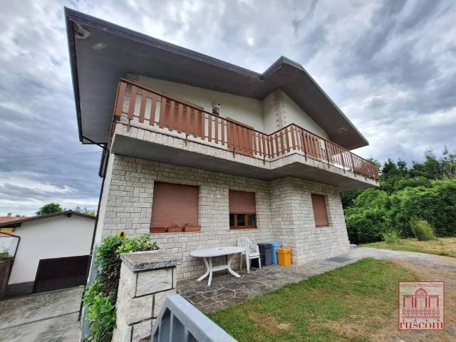 Villa Indipendente in vendita a Meduno, Friuli-Venezia Giulia