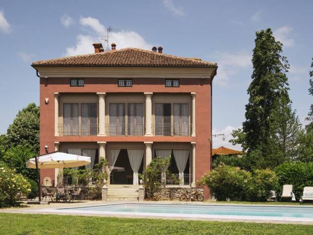 Villa Indipendente in vendita a Piemonte, Alessandria