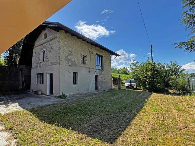 Villa Indipendente in vendita a Piemonte, Alessandria