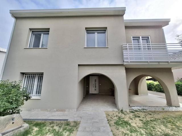 Villa Indipendente in vendita a Unione di Comuni della Romagna Forlivese, Meldola